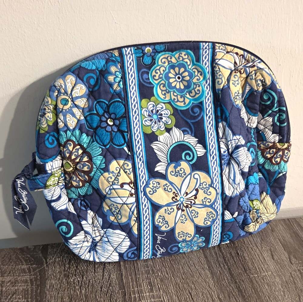 Vera Bradley Mod Floral Blue 100% Cotton Blue Floral Med Zip Makeup Bag Retired
